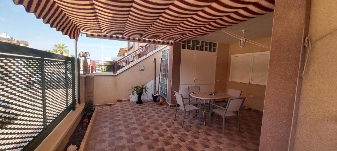 הוילה גראן אלקנט Adosado Con Piscina Y Terraza A 700M De La Playa מראה חיצוני תמונה